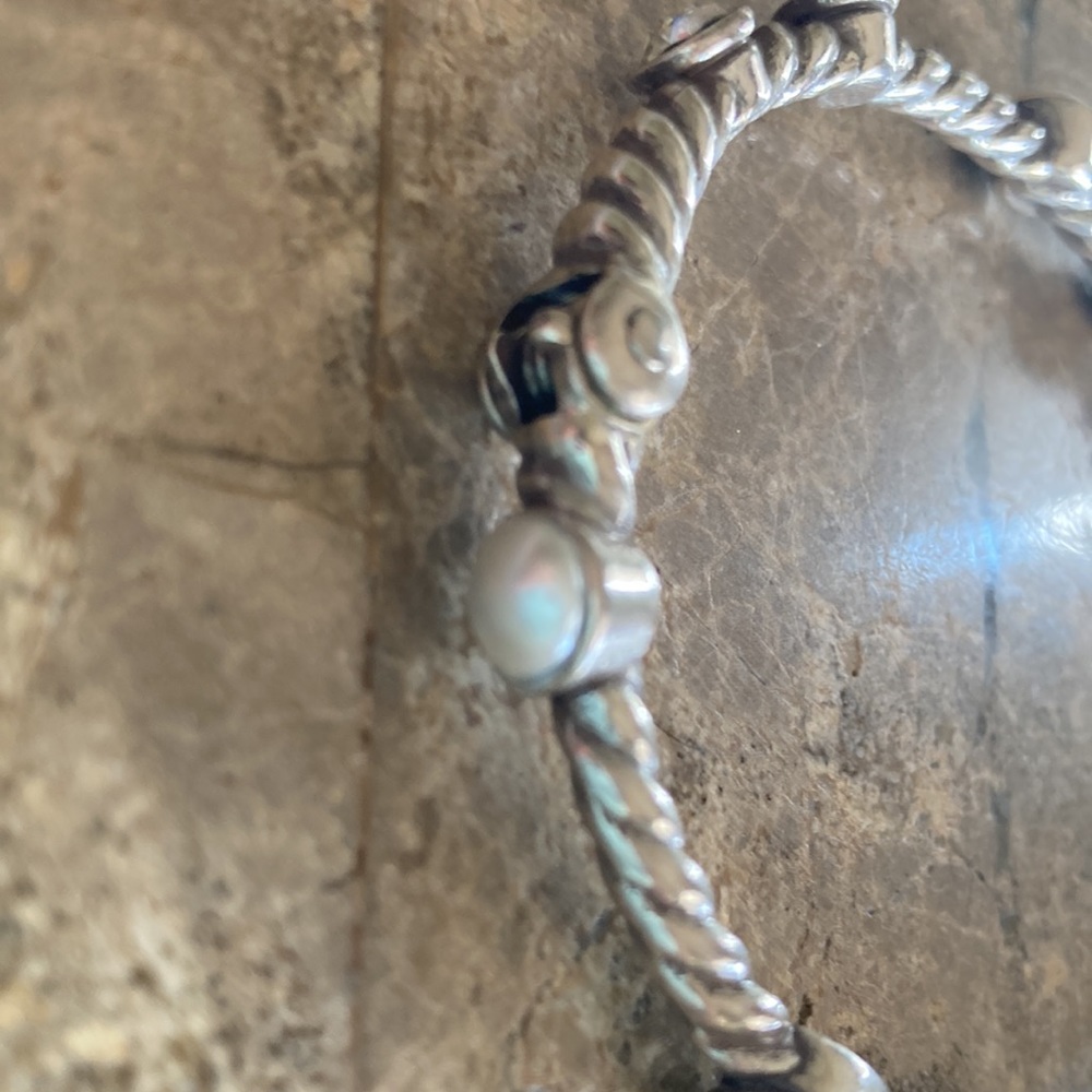 Brighton hinged pearl and rhinestone bracelet. - Picture 3 of 4